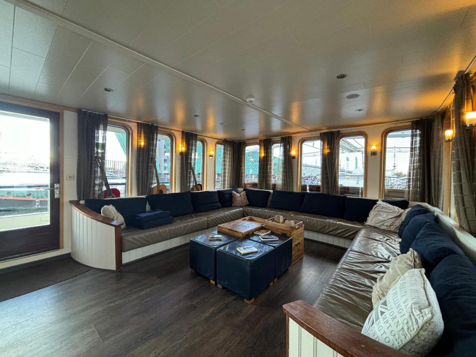 Hotelboat Iris Γκρόνιγκεν Εξωτερικό φωτογραφία